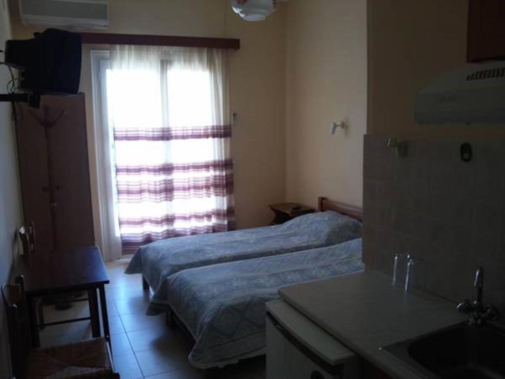 Foivos Hotel Loutra Edipsou  Bilik gambar